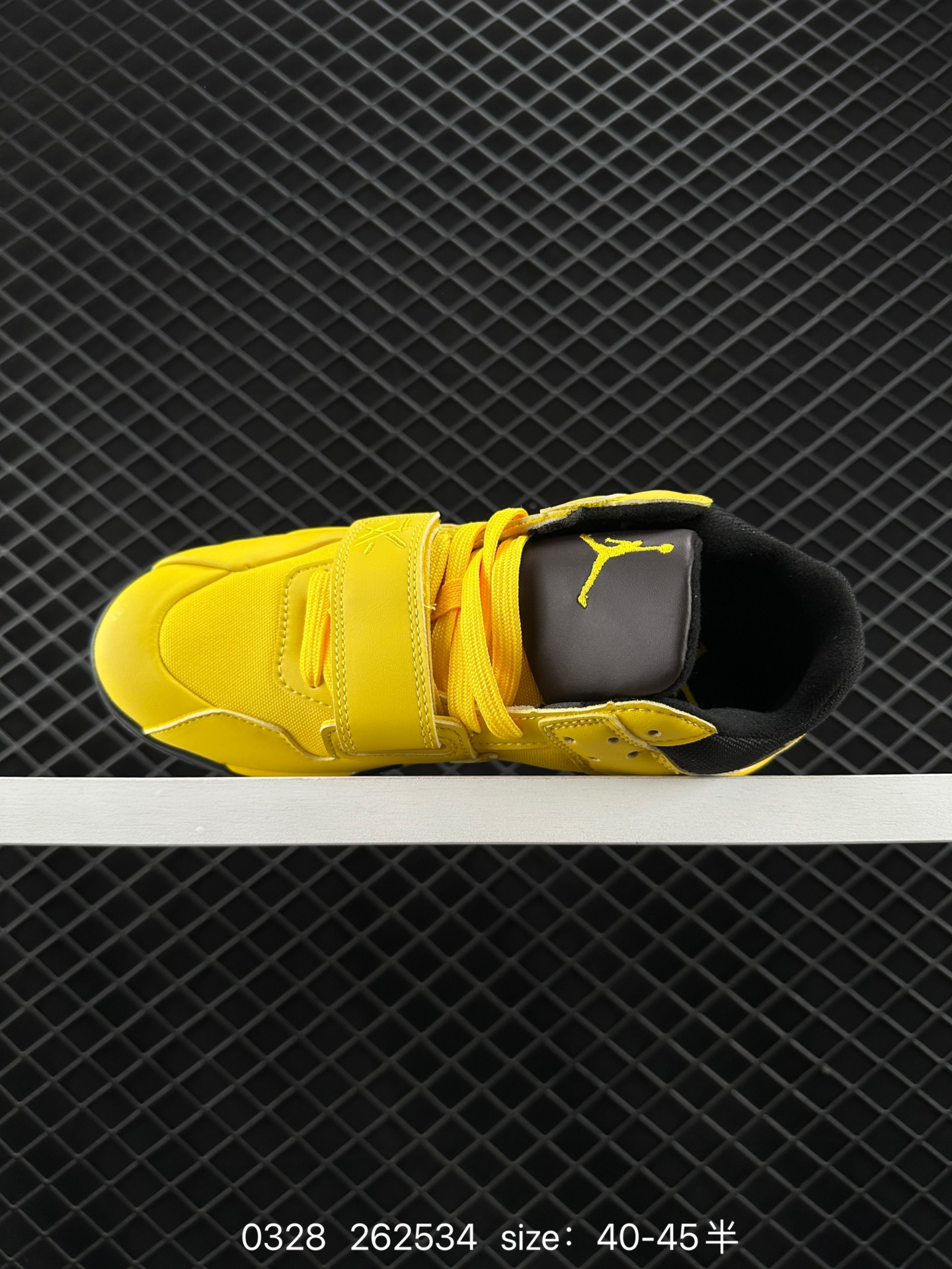 Travis Scott x Jordan Cut The Check AJ1